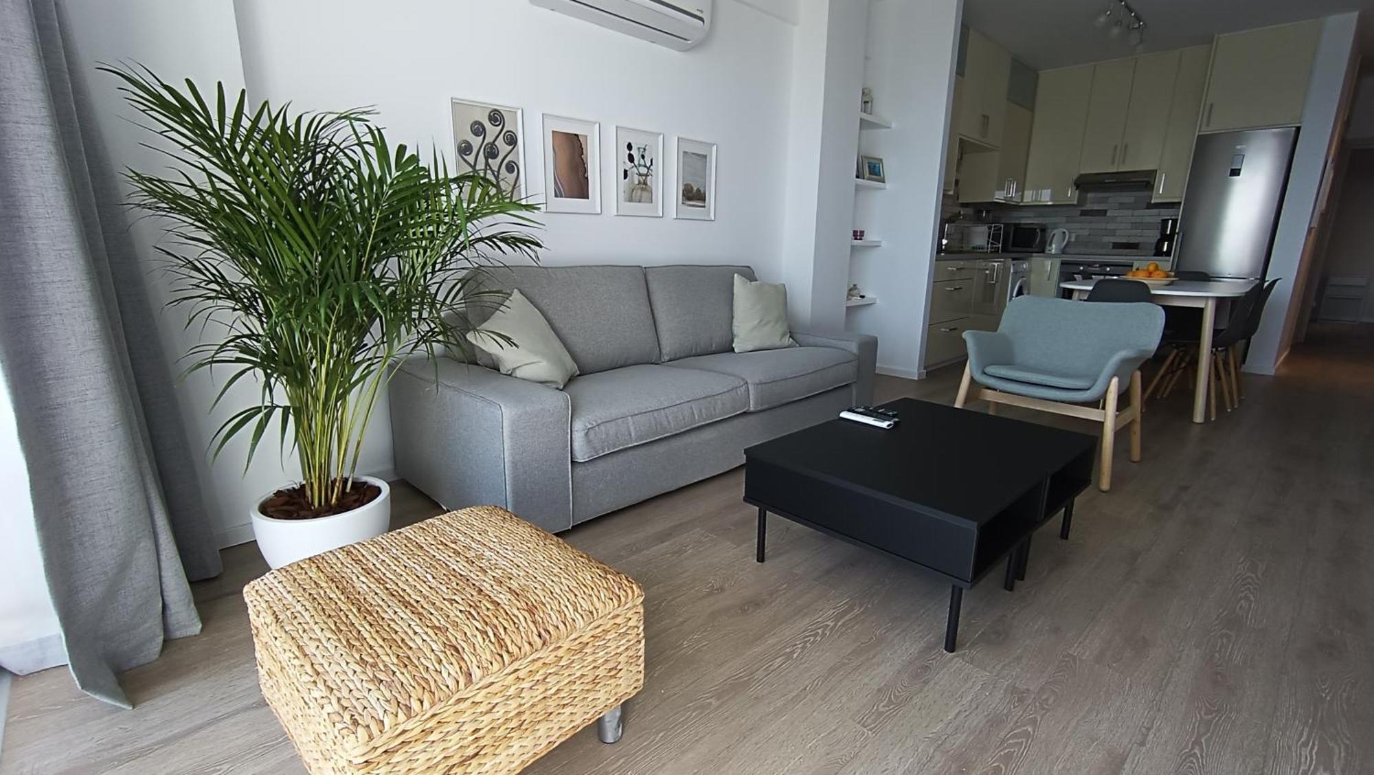 Sunorama Waterfront Apartment Lárnaka Eksteriør bilde